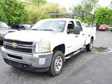 Used 2011 Chevrolet Silverado 3500 W/T image 3