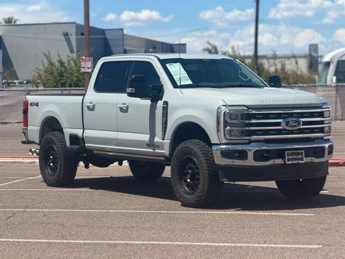 Used 2025 Ford F350 Lariat w/ Lariat Ultimate Package AWD/4WD image 1
