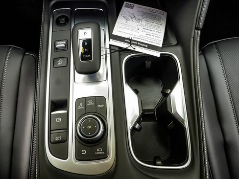 Certified 2026 INFINITI QX60 Luxe w/ Family Package AWD/4WD image 16