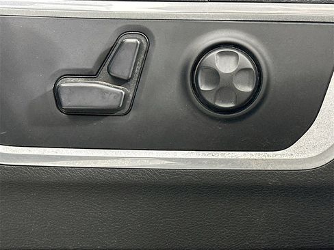 Used 2020 RAM 1500 Laramie w/ Sport Appearance Package image 23