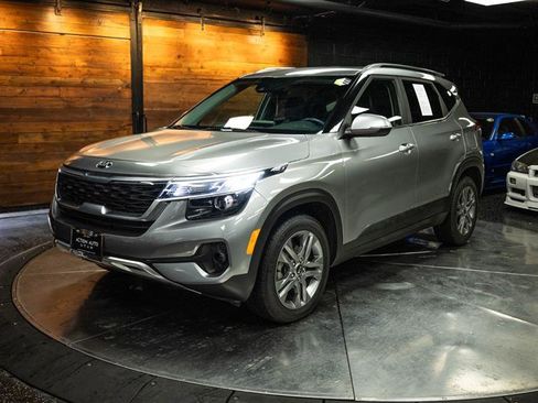 Used 2021 Kia Seltos S image 2