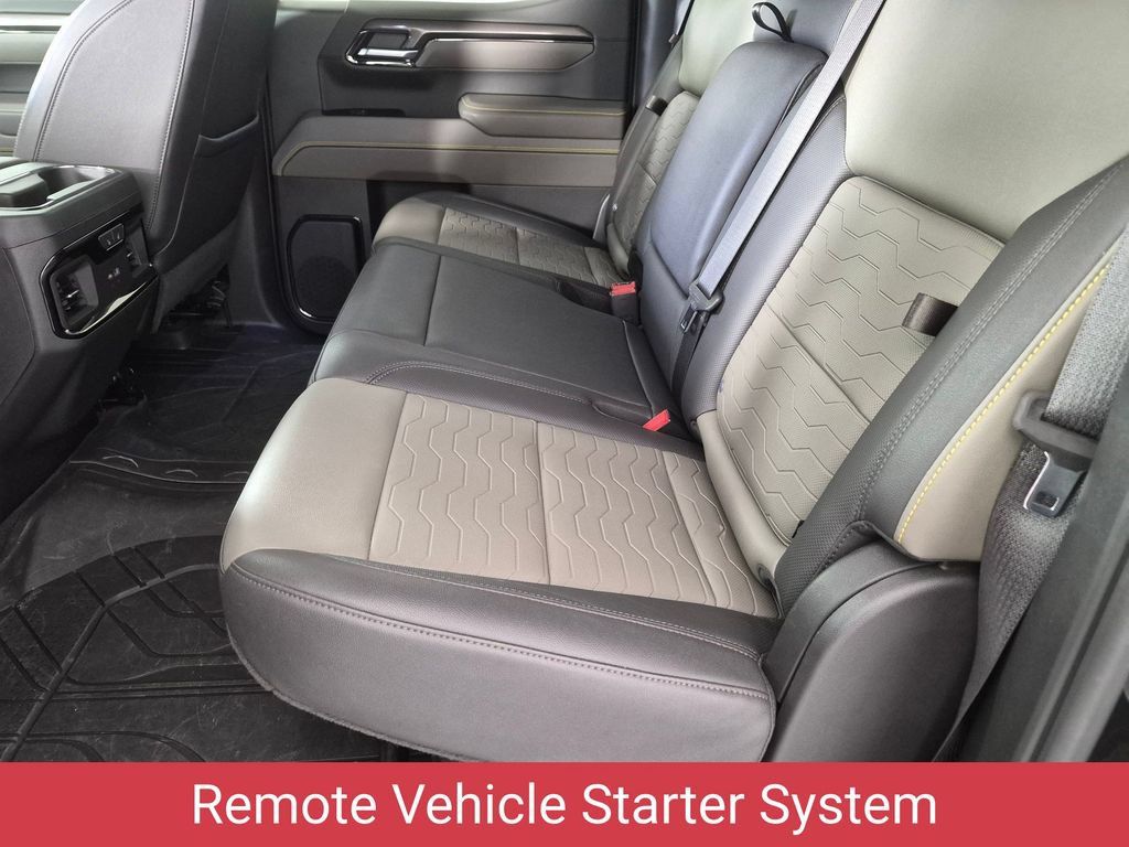 Used 2023 Chevrolet Silverado 1500 ZR2 w/ Technology Package AWD/4WD image 29