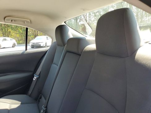 Used 2023 Toyota Corolla LE FWD image 11