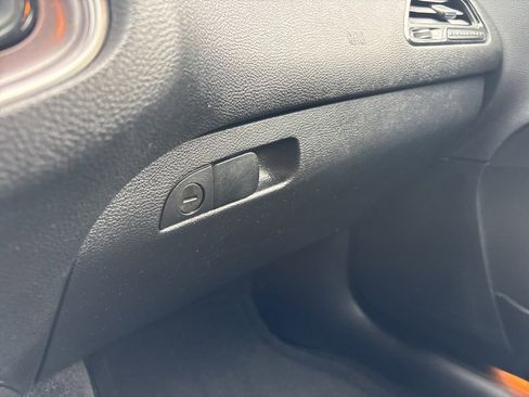 Certified 2022 Dodge Challenger GT image 34