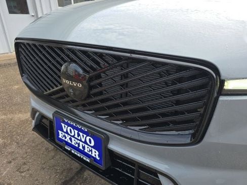 New 2026 Volvo XC60 B5 Ultra w/ Climate Package image 11