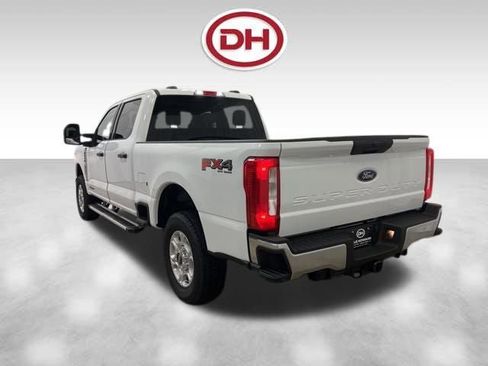 New 2025 Ford F250 XLT image 18