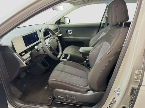 Used 2024 Hyundai Ioniq 5 SEL image 13