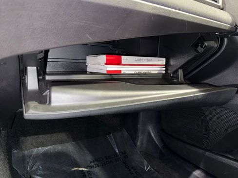 Certified 2025 Toyota Camry LE image 27