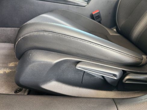Used 2025 Honda Civic Sport image 23