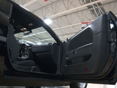 Used 2009 Dodge Challenger R/T image 34