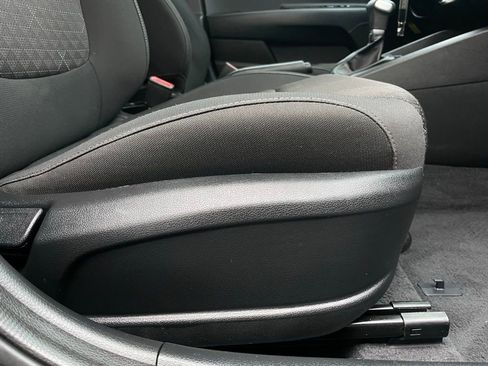 Used 2022 Kia Rio LX image 29