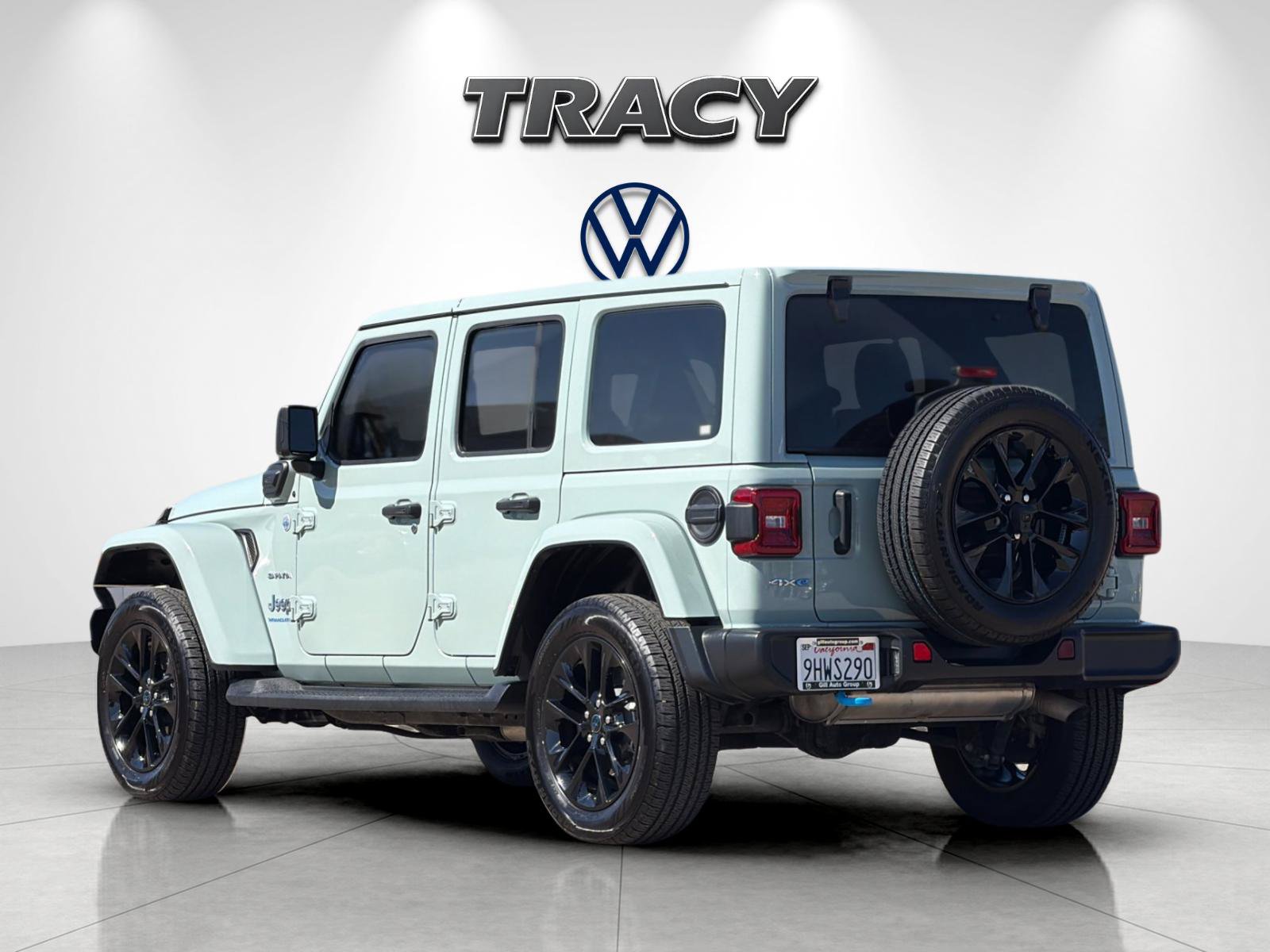 Used 2024 Jeep Wrangler Unlimited Sahara w/ Technology Group AWD/4WD image 6