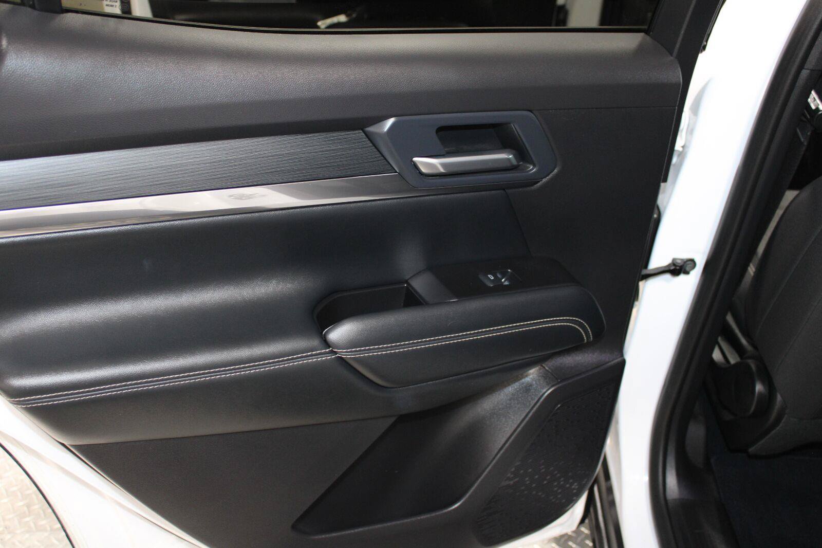 Certified 2026 GMC Terrain Elevation FWD image 24