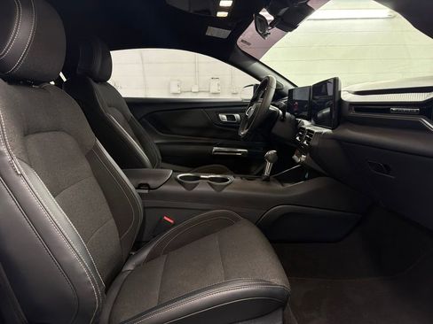 Used 2024 Ford Mustang Coupe RWD image 29