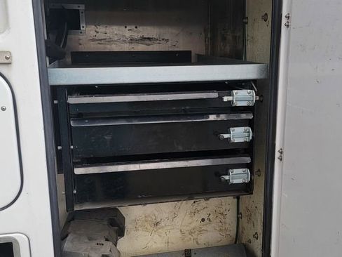 Used 2013 Ford F450 XL image 31