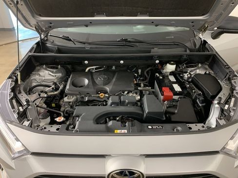 Used 2024 Toyota RAV4 LE image 40