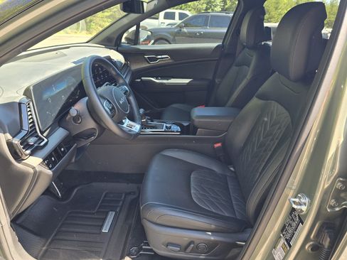 Used 2025 Kia Sportage X-Pro AWD/4WD image 11