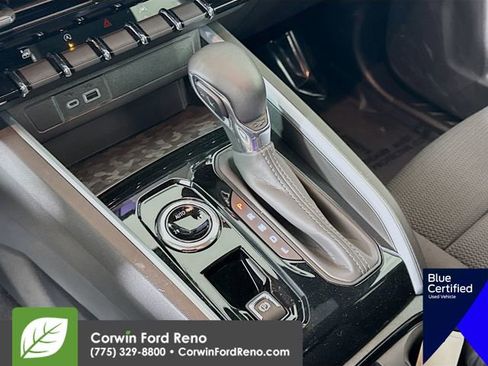 Used 2023 Chevrolet Colorado LT image 20