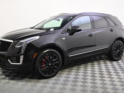 Certified 2024 Cadillac XT5 Sportv w/ LPO, Floor Liner Package AWD/4WD image 2