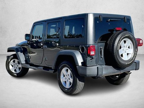 Used 2018 Jeep Wrangler Unlimited Sport S image 13