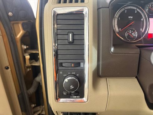 Used 2012 RAM 3500 Laramie w/ Cold Weather Group AWD/4WD image 15