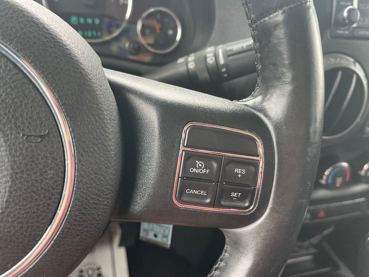 Used 2014 Jeep Wrangler Sport w/ Quick Order Package 24S AWD/4WD image 18