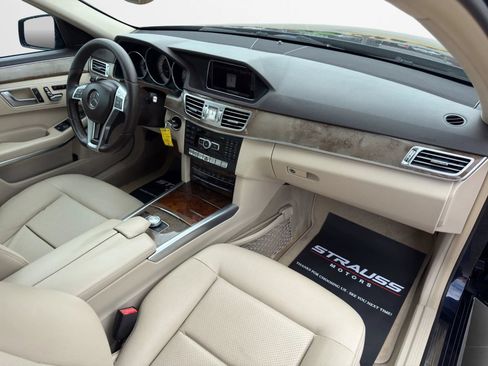 Used 2014 Mercedes-Benz E 350 4MATIC Sedan image 27