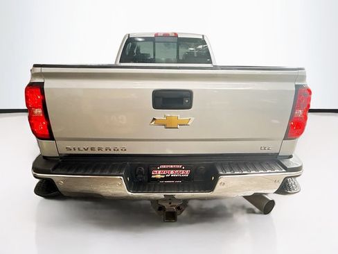 Used 2018 Chevrolet Silverado 2500 LTZ w/ Duramax Plus Package AWD/4WD image 7