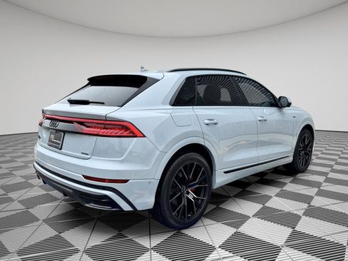 Used 2023 Audi Q8 Prestige w/ Prestige Package image 5