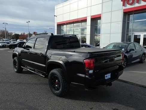 Used 2019 Toyota Tacoma Limited image 3