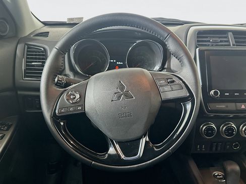 Used 2025 Mitsubishi Outlander Sport SE image 18