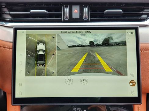 Used 2026 Jaguar F-PACE R-Dynamic S image 14