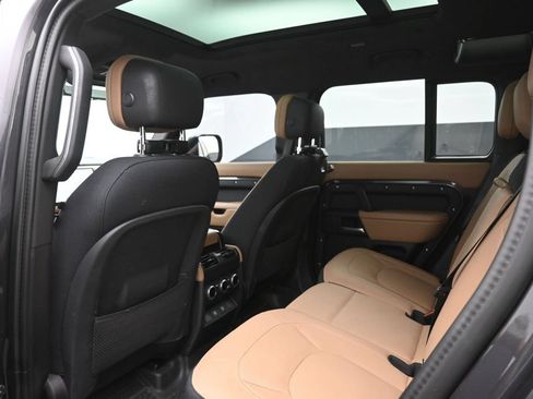 Used 2025 Land Rover Defender 110 X AWD/4WD image 2