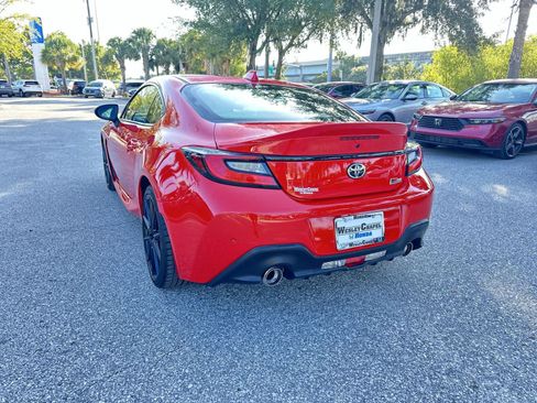 Used 2025 Toyota GR86 Premium w/ ALL Weather Mat Package (TMS) RWD image 4
