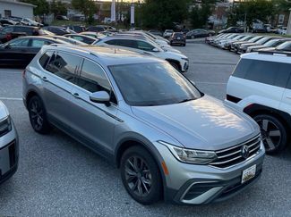 Used 2022 Volkswagen Tiguan SE FWD video 1