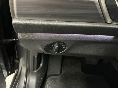 Used 2019 Volkswagen Jetta SEL image 21