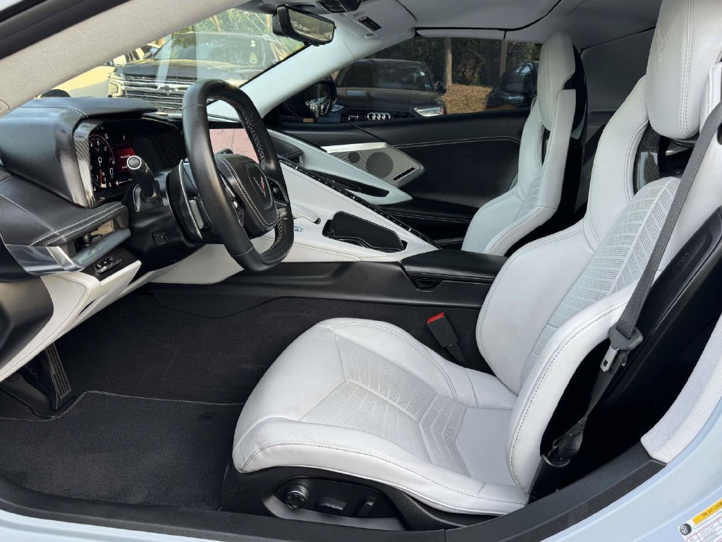 Used 2022 Chevrolet Corvette Stingray Premium Conv w/ Z51 Performance Package RWD image 22