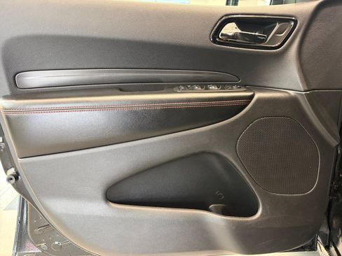 Used 2025 Dodge Durango GT AWD/4WD image 13