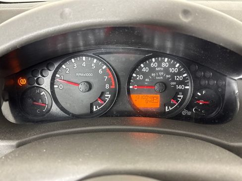 Used 2013 Nissan Frontier SV w/ SV Value Truck Pkg RWD image 21