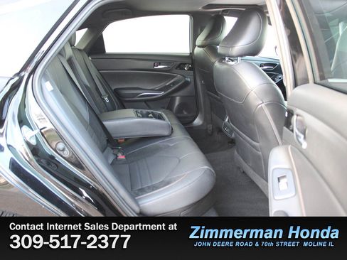 Used 2021 Toyota Avalon XSE image 7