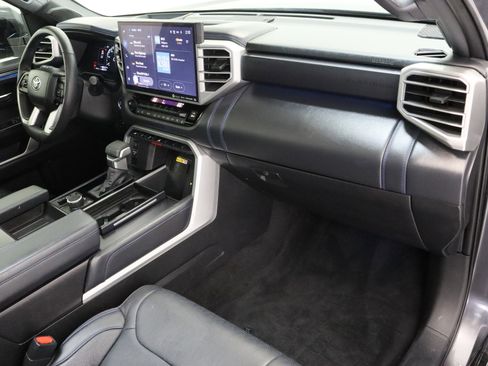 Used 2024 Toyota Tundra Platinum image 42