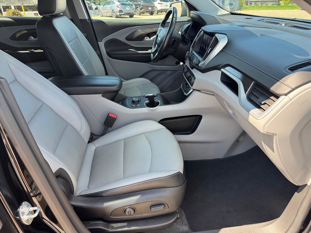 Used 2022 GMC Terrain SLT w/ Infotainment Package II AWD/4WD image 8