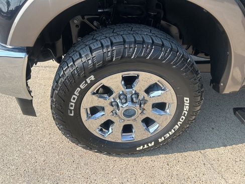 Used 2019 Ford F250 King Ranch w/ King Ranch Ultimate Package image 12