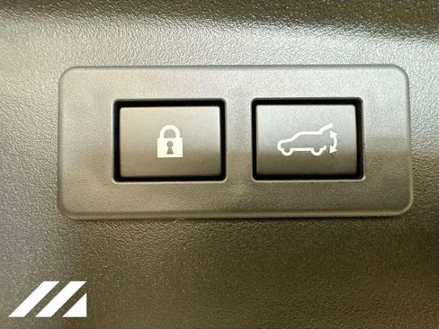 New 2026 Subaru Outback Touring XT image 30