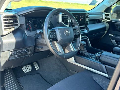 Used 2022 Toyota Tundra SR5 image 11