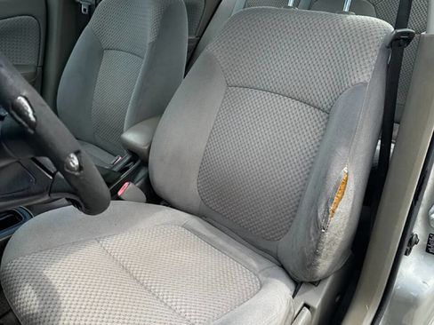 Used 2005 Nissan Sentra 1.8 w/ (F05) Convenience Pkg image 11