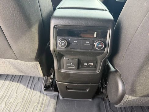 Used 2023 GMC Acadia SLE w/ Driver Convenience Package AWD/4WD image 26