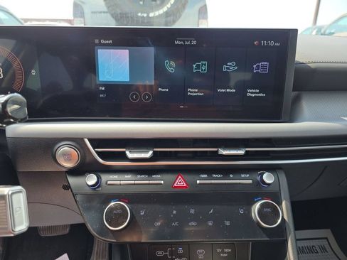 Used 2025 Hyundai Sonata SEL FWD image 10