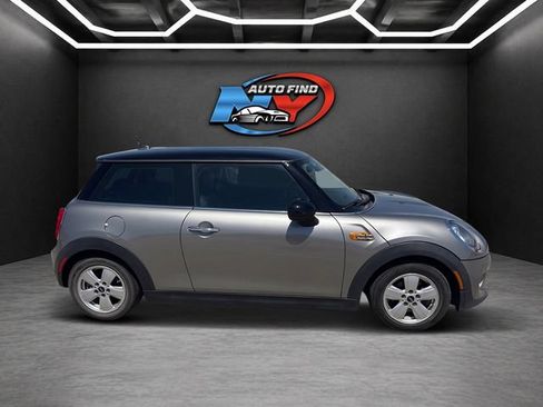 Used 2016 MINI Cooper 2-Door Hardtop FWD image 9