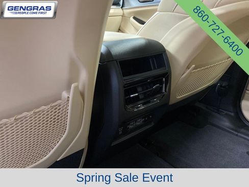 Used 2024 Jeep Grand Cherokee Limited w/ Luxury Tech Group II AWD/4WD image 30